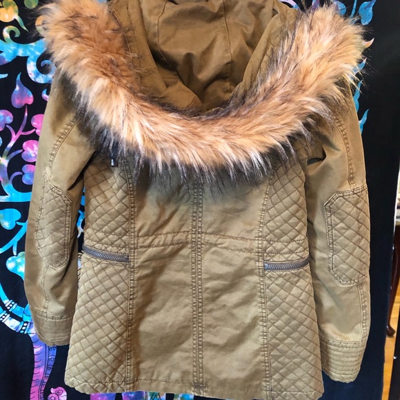 Guess Fall/Winter Coat - Picture 2 of 5